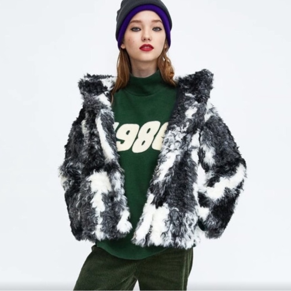 ZARA BLACK AND WHITE FAUX FUR COAT JACKET WITH HOODIE